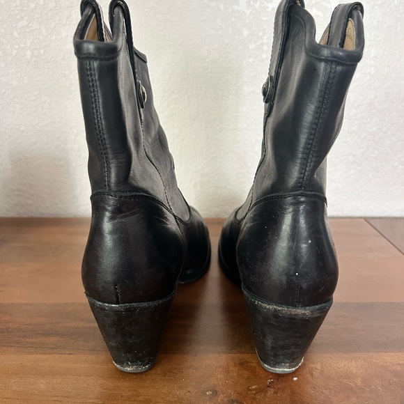 Frye Jackie Button Short Leather Boots Women’s Sz 11 - Picture 2 of 8
